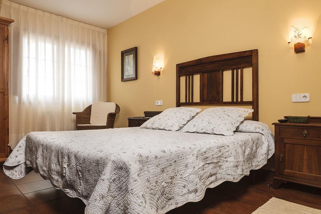 Hotel Rural Suquin Навия Экстерьер фото