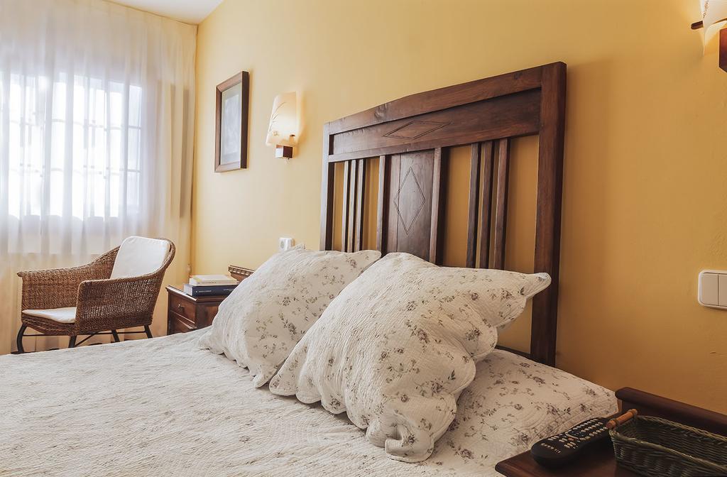 Hotel Rural Suquin Навия Экстерьер фото