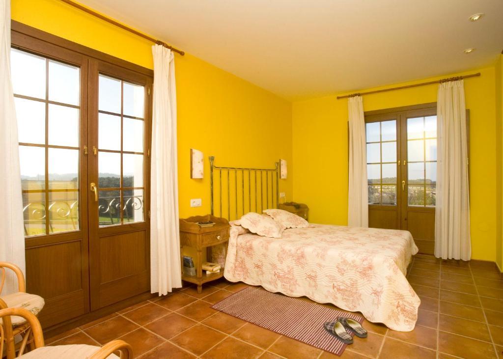 Hotel Rural Suquin Навия Номер фото